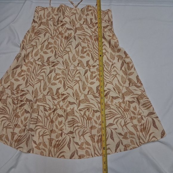 Shore Women Size L Chic Strapless Cream and Brown Leaf Print Dress - Picture 14 of 16